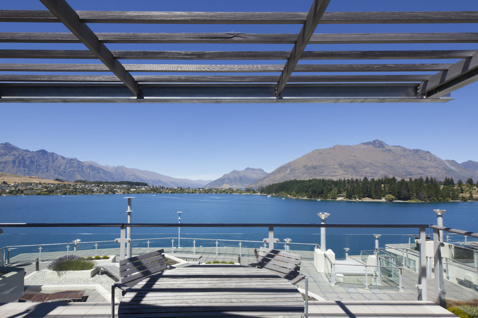 Luxury Lake Suites Queenstown Exteriör bild