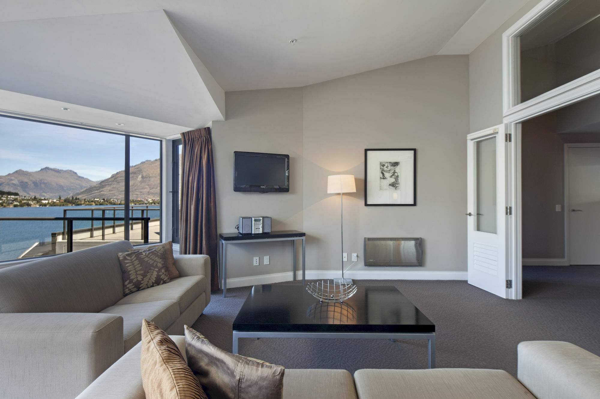 Luxury Lake Suites Queenstown Exteriör bild